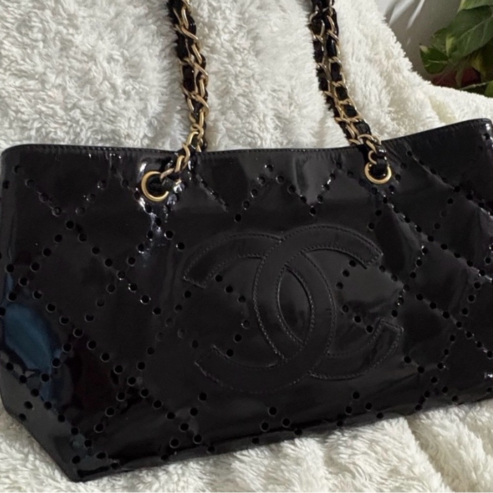CHANEL Black Patent Quilted Perforated Chain-Handle Tote